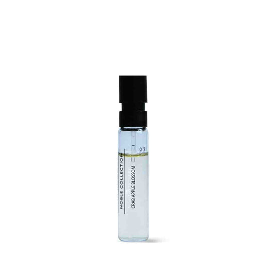 Clive Christian CROWN COLLECTION KRABBE ÆBLEBLOMST 2ml 0,06 fl. oz. officiel parfumeprøve, Clive Christian CROWN COLLECTION KRABBE ÆBLEBLOSSOM 2ml 0,06 fl. oz. 官方香水样品, Clive Christian CROWN COLLECTION KRABBE ÆBLEBLOMSTER 2ml 0,06 fl. oz. officieel pa