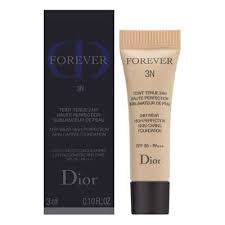 Christian Dior Forever 3N 24H Wear High Perfection Skin Caring foundation 3N Neutral 3ml 0,10 fl. oz. mini kosmetisk prøve. Avant/Før 030